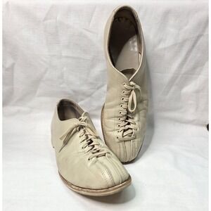 Vintage Hyde Bowling Shoes Mens Size 10 Beige Leather Made USA Retro Lace Up